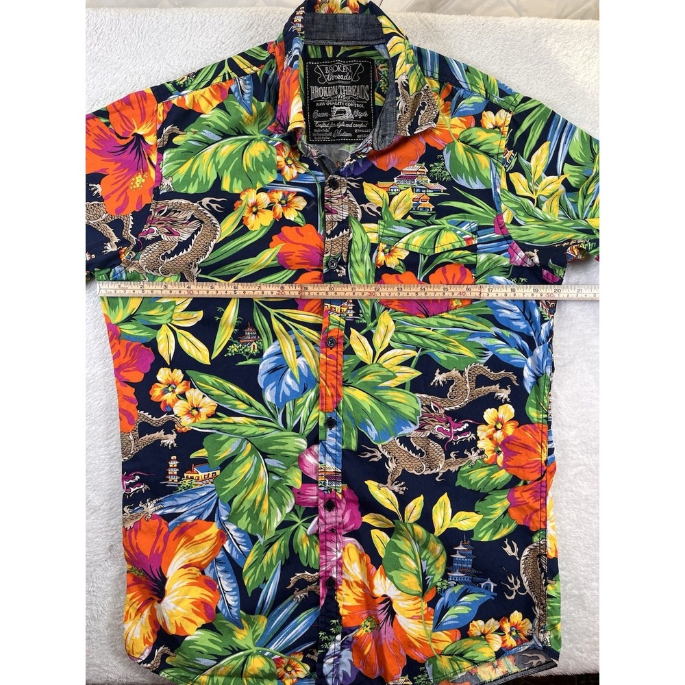 Broken Threads Hawaiian Shirt Mens Medium Dragon Floral Tropical Button Up - Picture 3 of 9